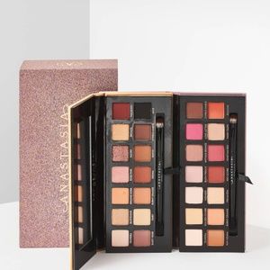 EYESHADOW PALETTE VAULT Set